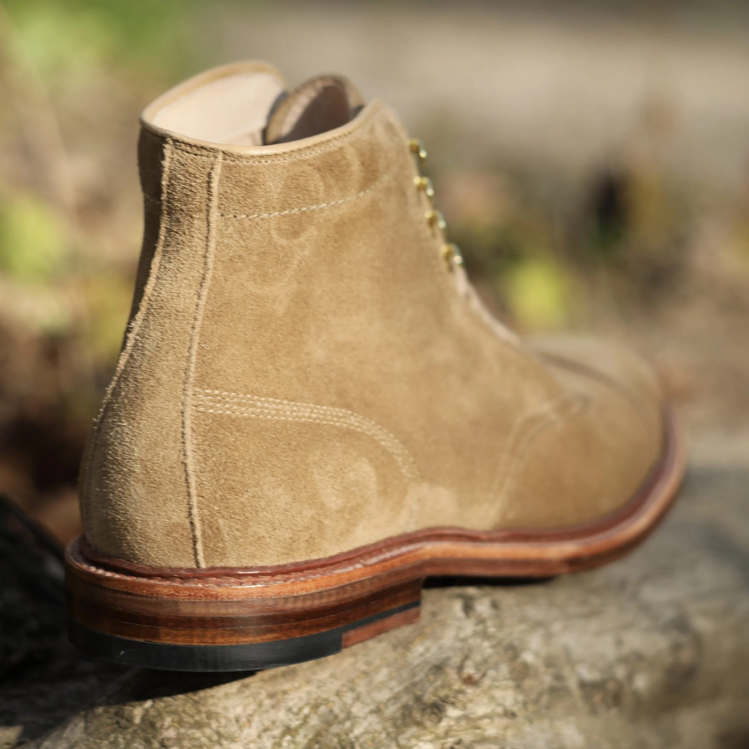 D2685H - 2/2 Cap Toe Boot in Tan Suede - Image 3