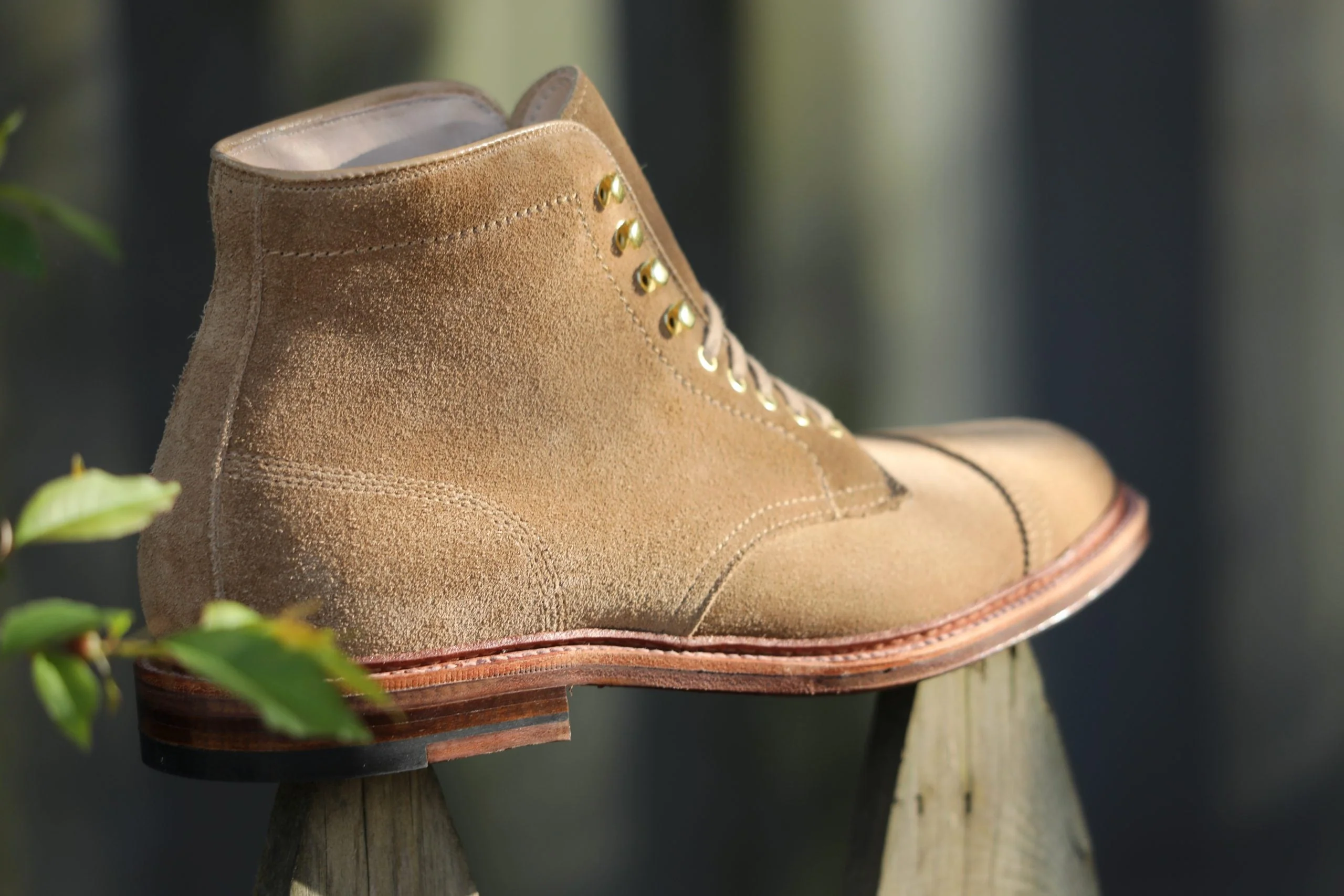 D2685H - 2/2 Cap Toe Boot in Tan Suede - Image 5