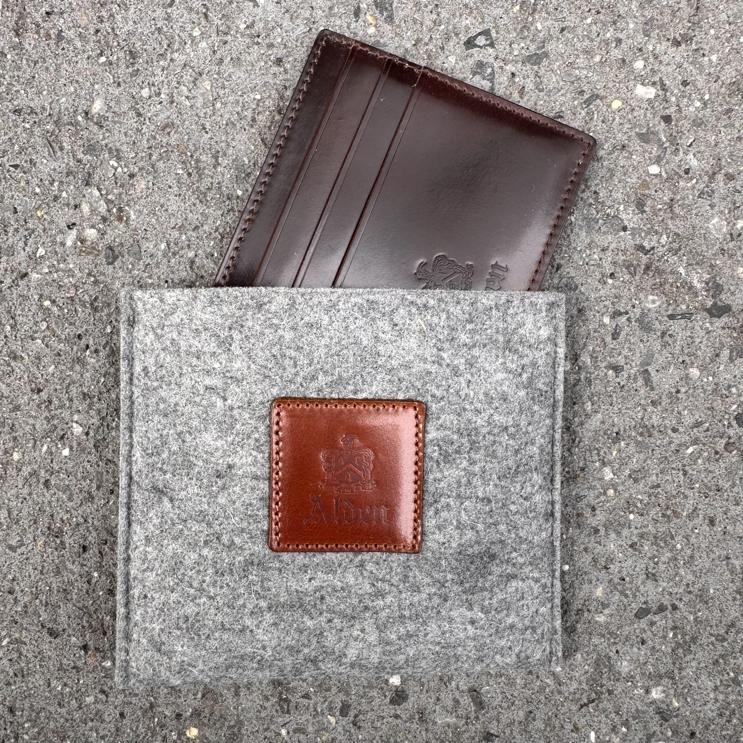 LG 6008 - Alden Color 8 Shell Credit Card Holder - Image 3