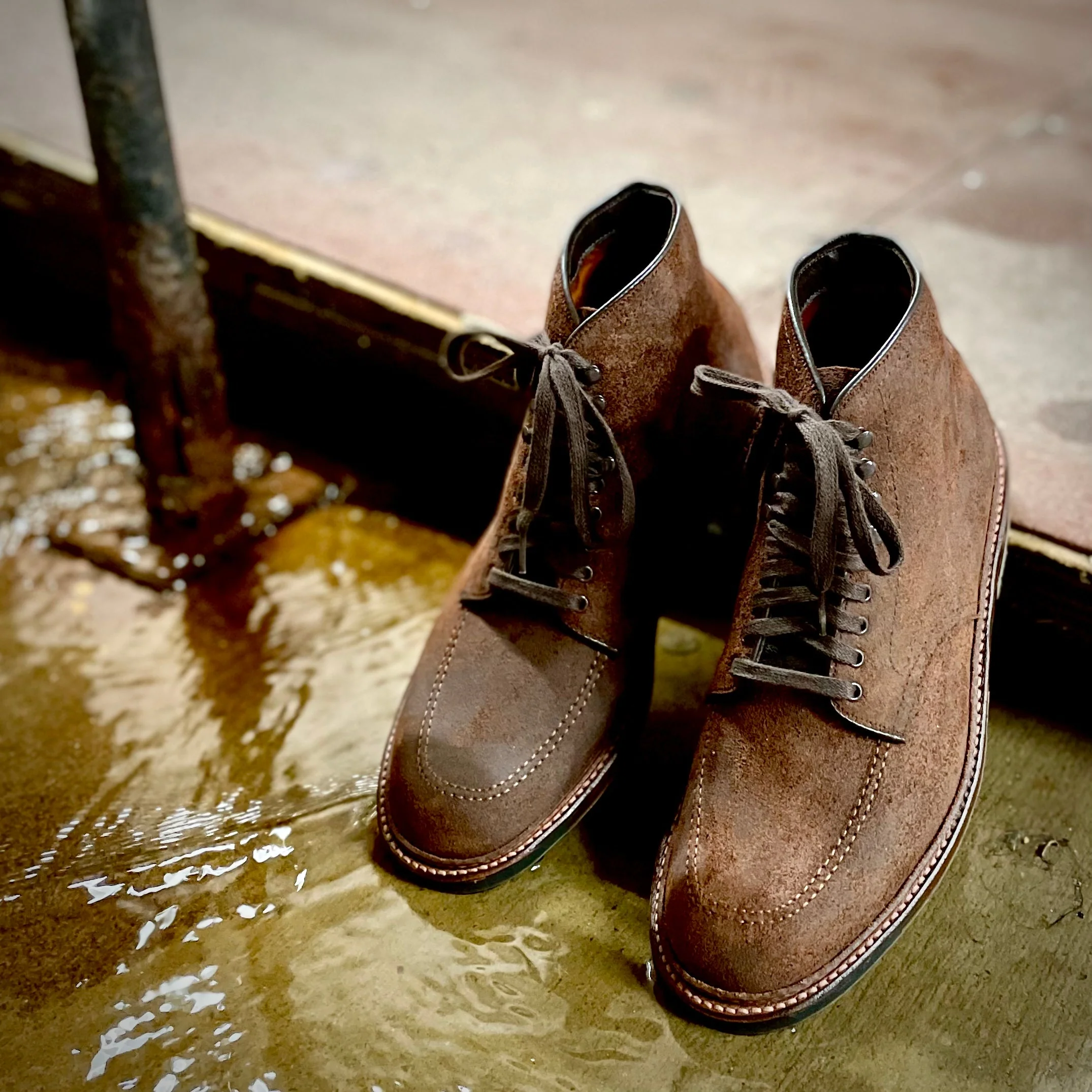 4015HC - Indy Boot in Tobacco Reverse Chamois - Image 10