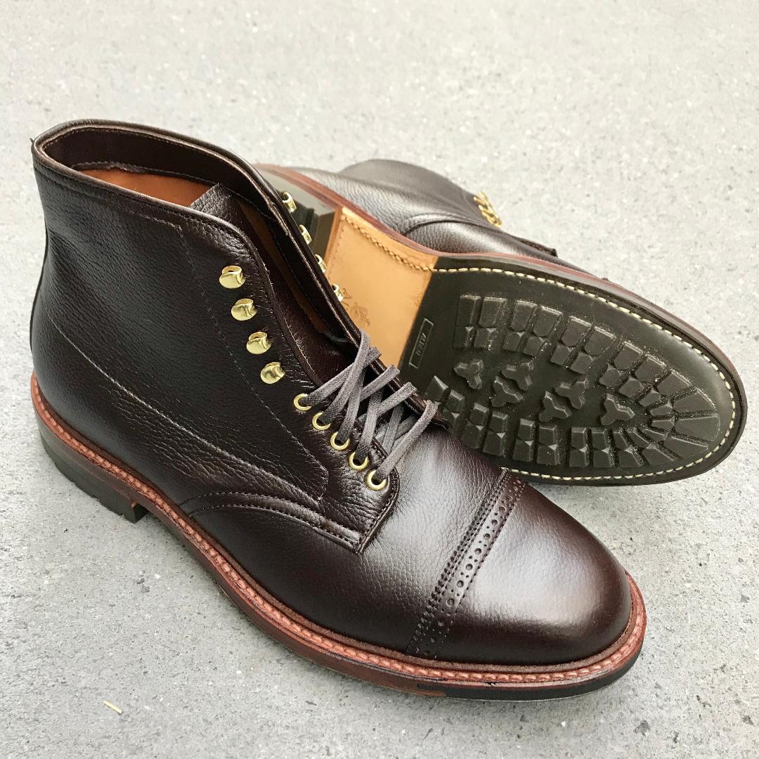D9819HC - Jumper Boot in Regina Brown Grain - Image 3