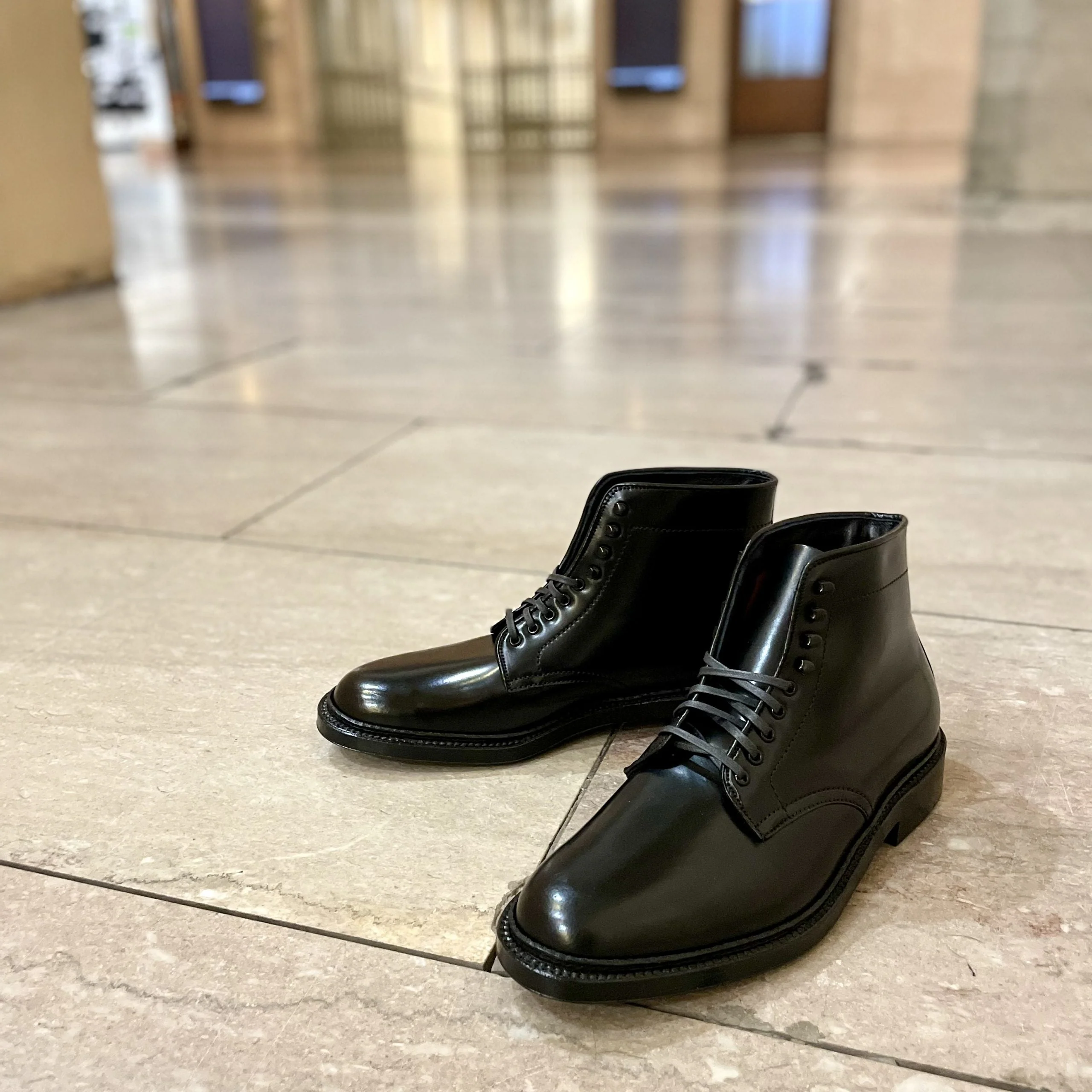 D6842H - Plain Toe "Director" Boot in Black Shell Cordovan - Image 8