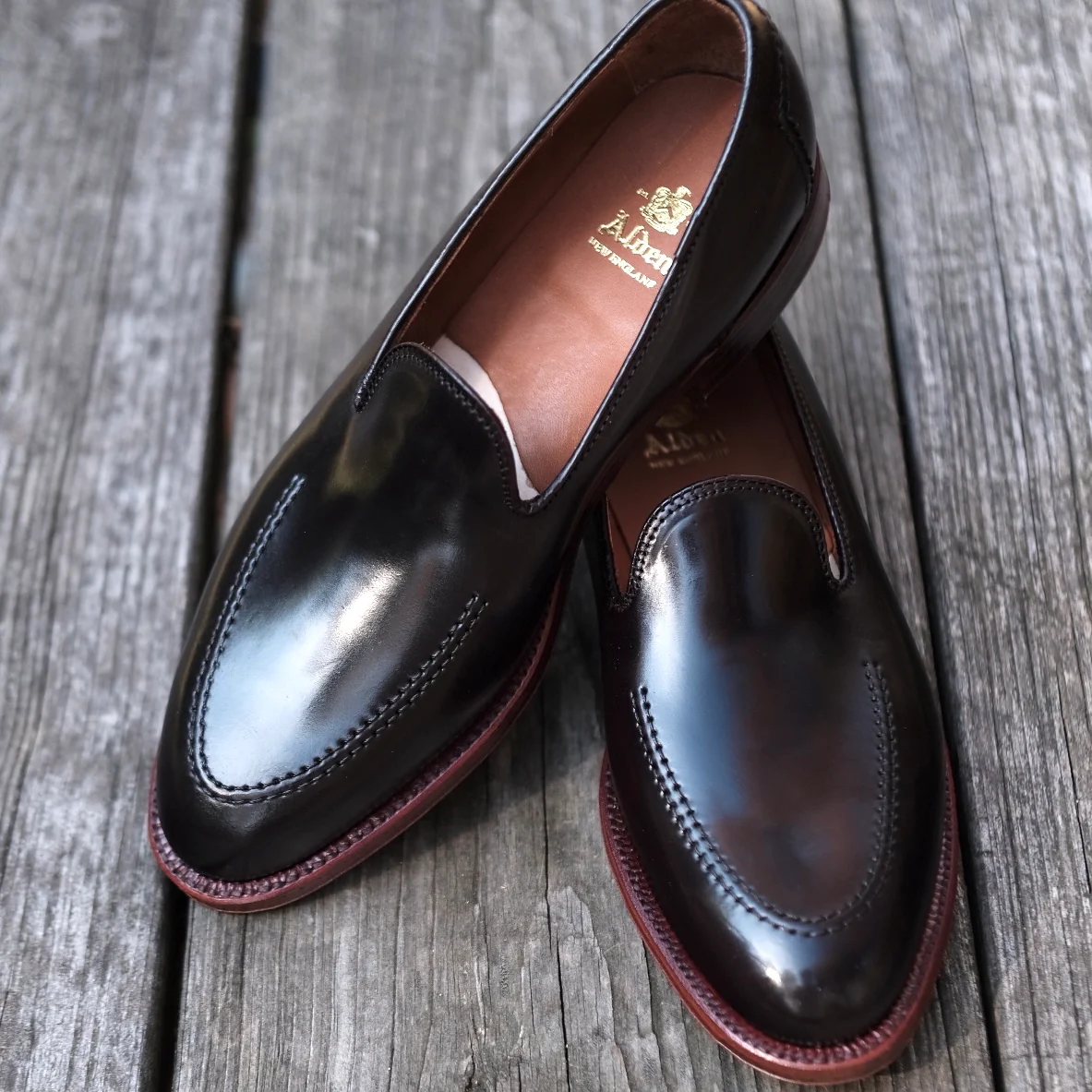D1118 - Vanderbilt Slip On in Color 8 Shell - Image 4