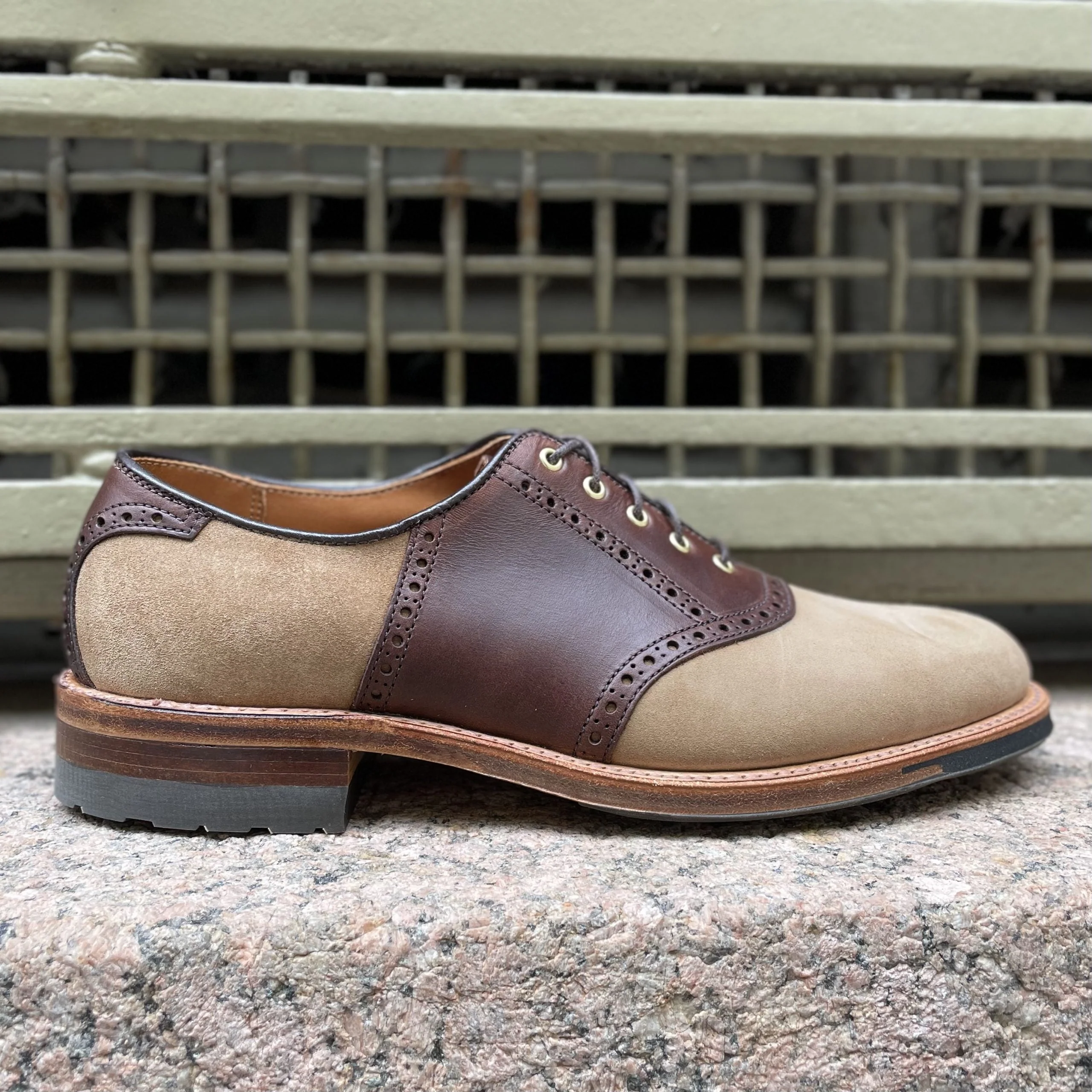 D1304C - Valhalla Saddle Oxford in CXL and Tan Suede - Image 4